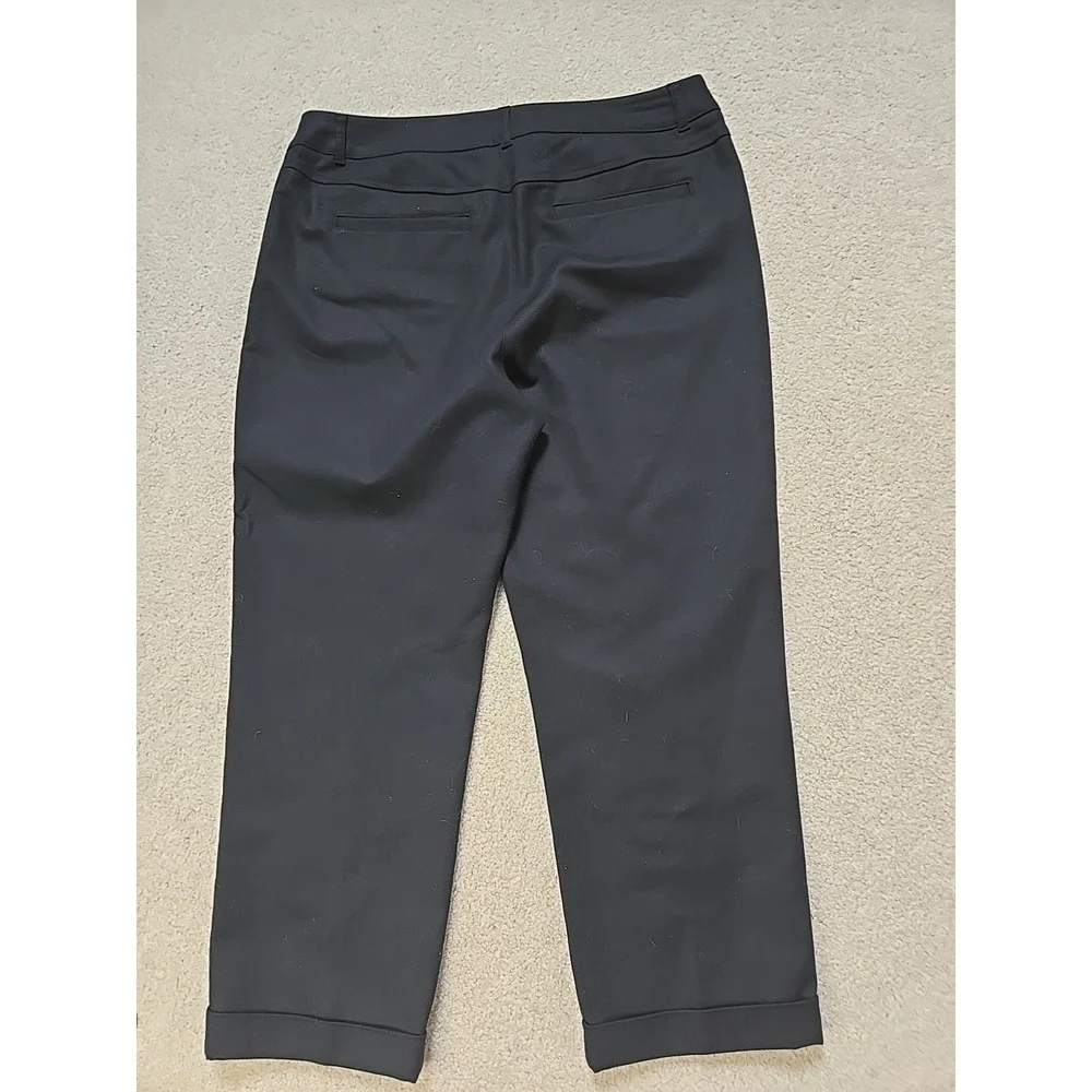 Chicos So Slimming 1 US 8 Capri‎ Pants Black Cuffed Hem Womens Cotton Stretch